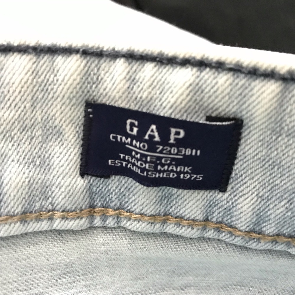 Gap brand new jeans (32-34) (more beautiful in real ) - Picture 10 of 12